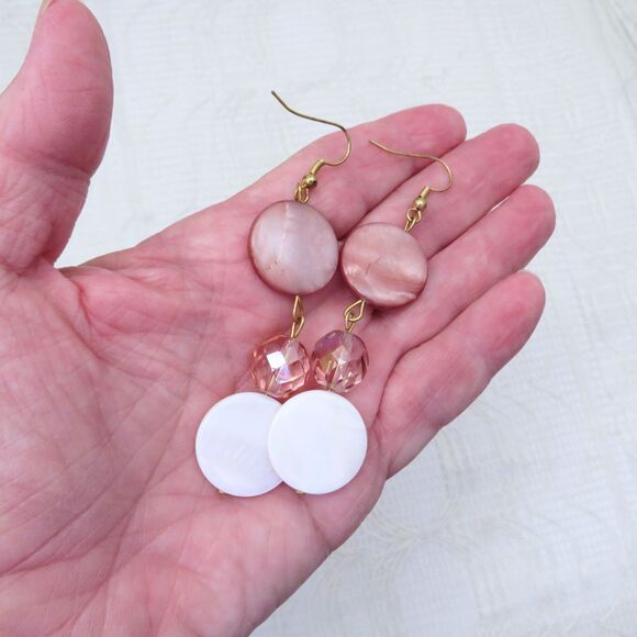 Handmade Mauve and White Jewelry Set, Shell Beaded Necklace and Earrings Casual - Picture 5 of 8